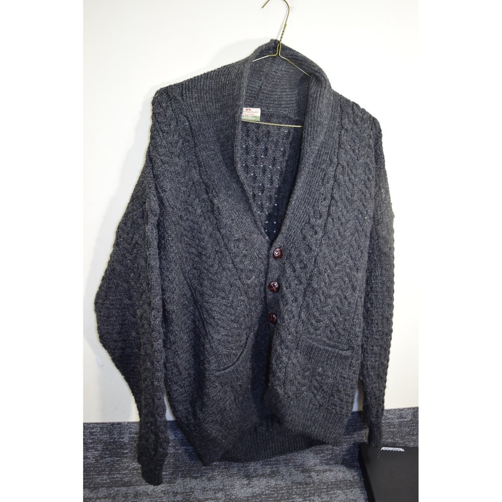 Carraig Donn 100% New Wool Cardigan Fisherman's Cable Knit Gray MENS M Oversized